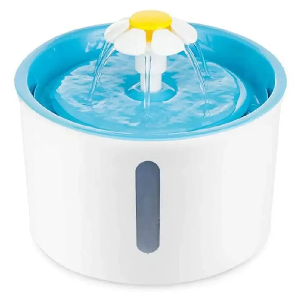 Weißer und blauer Trinkbrunnen für Katzen mit einem blumenförmigen Wasserauslass, 1,8 Liter Fassungsvermögen.